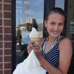 Meet your Posher, Faith